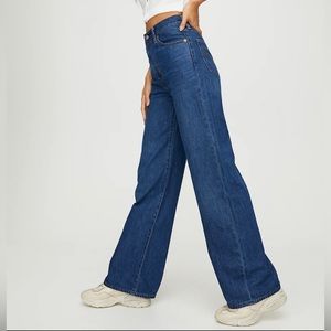 Levi’s Ribcage Wide Leg Jeans